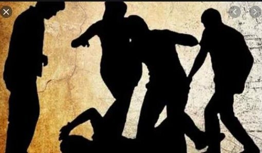 ಹೋಳಿ ಗಮ್ಮತ್ತಿನಲ್ಲಿ ಹೊಡೆದಾಟ : ಮೂವರ ಹತ್ಯೆ