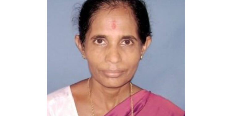 ತೋಟದಲ್ಲಿ ಬಿದ್ದು ಮೃತಪಟ್ಚ ಮಹಿಳೆ